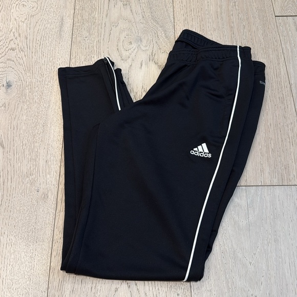 Adidas Women’s Track Pants in Size Medium - Picture 3 of 10
